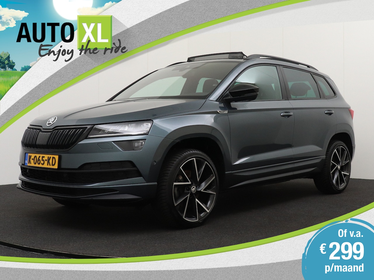 Skoda Karoq - 1.5 TSI 150 PK Aut. Sportline Aut. Trekhaak Pano-dak Carplay Camera - AutoWereld.nl