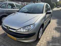 Peugeot 206 - 1.4 X-Design