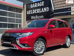 Mitsubishi Outlander - 2.4 PHEV Intense+ | Volleder | Xenon | Camera | Cruise | Climate | Pdc | Isofix | Full-opt