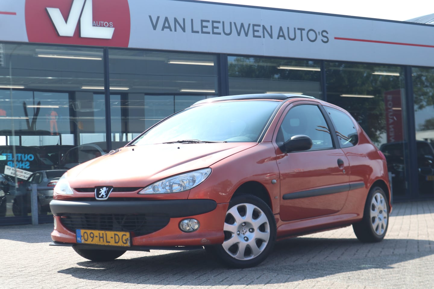 Peugeot 206 - 1.4 XS | Radio CD | Pano | APK 23-02-2026 - AutoWereld.nl