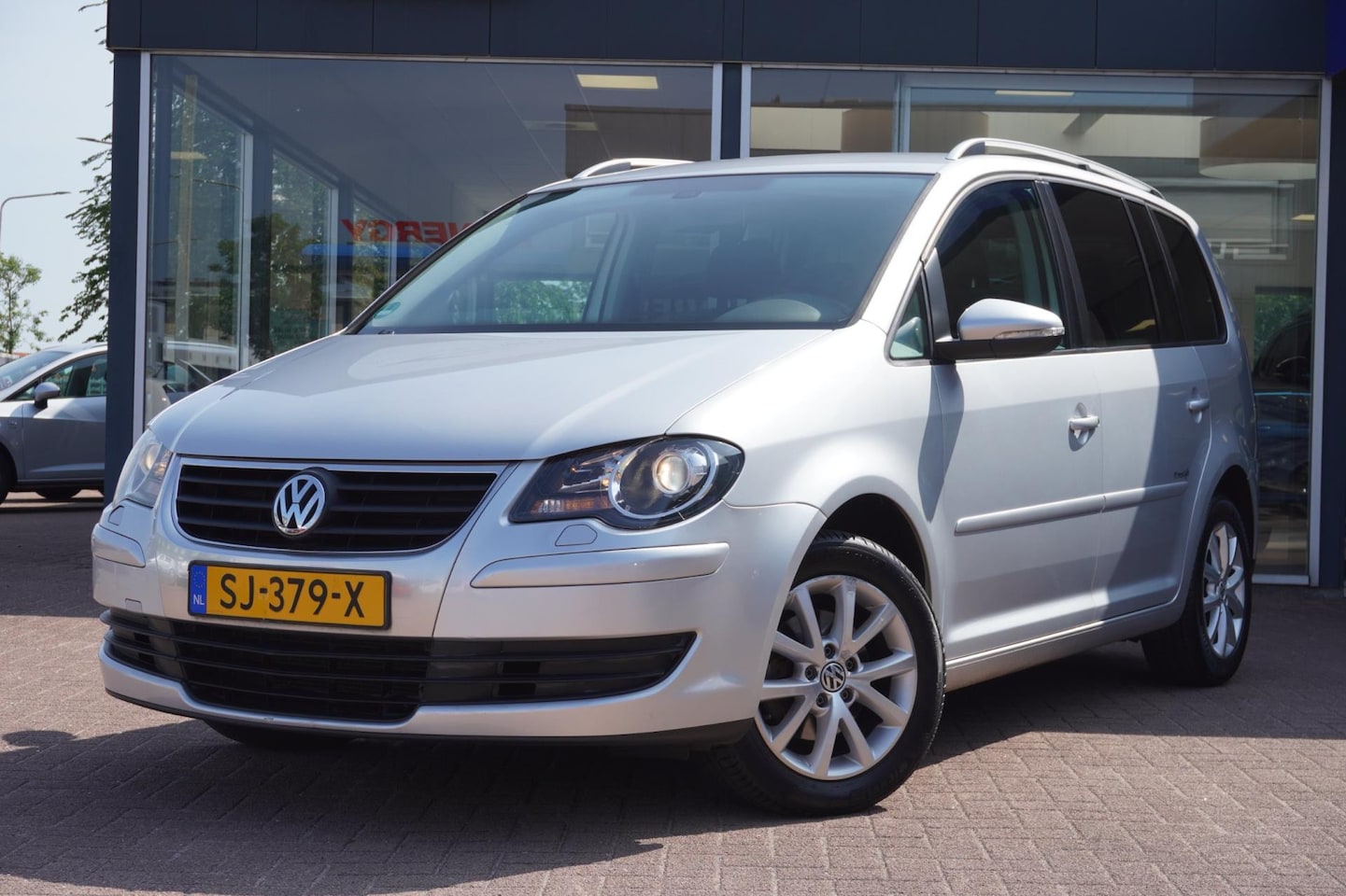 Volkswagen Touran - 1.4 TSI Highline | Airco | Elek. Pakket | Hoge instap | Vol opties | Inruil mogelijk - AutoWereld.nl