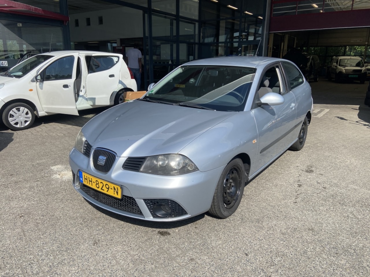 Seat Ibiza - 1.4-16V Reference 1.4-16V Reference - AutoWereld.nl