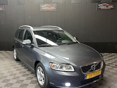 Volvo V50 - 1.6 D2 S/S R-Design Pro Edition | Navi | Leder | Clima |