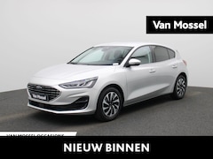 Ford Focus - 1.0 EcoBoost Titanium | CAMERA | LED | PARKEERSENSOREN | NAVIGATIE