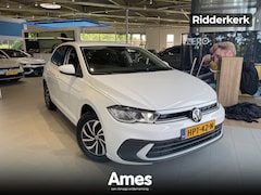 Volkswagen Polo - Life Edition 1.0 TSI 95 pk 5 versn. Hand | Stoelverwarming | Climatronic | Draadloos Apple