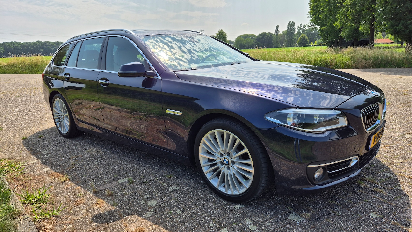 BMW 5-serie Touring - 528i High Executive Facelift, Full Options - AutoWereld.nl