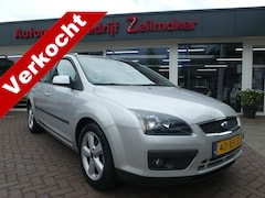 Ford Focus Wagon - 1.6-16V Futura Airco, Lm velgen, Trekhaak, 96.000km
