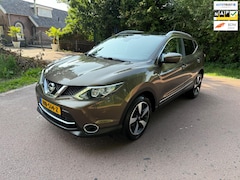 Nissan Qashqai - 1.2 Connect Edition / Navi / Pano / Camera / PDC / Aux /