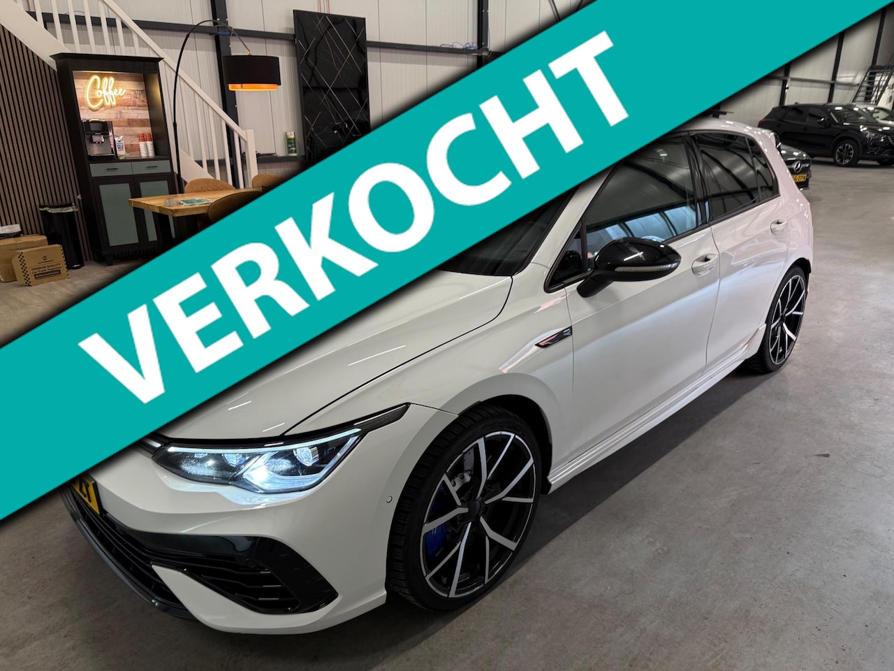 Volkswagen Golf - 2.0 TSI R 4Motion AKRA PANORAMADAK NIEUWE APK BOM VOLLE - AutoWereld.nl