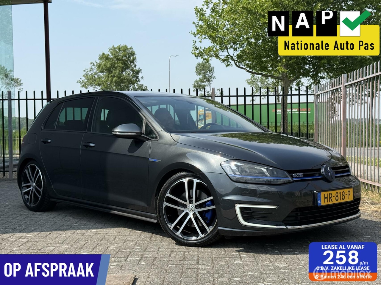 Volkswagen Golf - 1.4 TSI GTE | Leer | Stoelverwarming | PDC - AutoWereld.nl