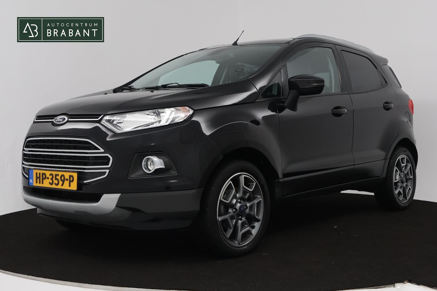 Ford EcoSport - 1.0 EcoBoost Titanium (TREKHAAK, CRUISE CONTROL, CARPLAY, PARKEERSENSOREN, ACHTERUITRIJCAM - AutoWereld.nl
