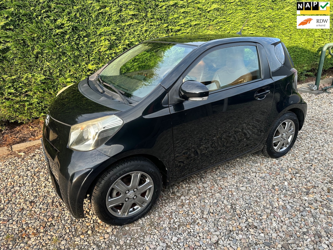 Toyota iQ - 1.0 VVTi Aspiration Automaat Airco 66DKM NAP! - AutoWereld.nl