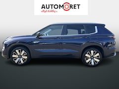 Mitsubishi Outlander - 2.4 PHEV First Edition Caravantrekker van het jaar