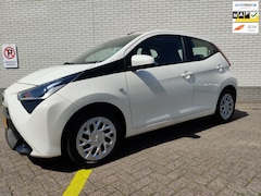 Toyota Aygo - 1.0 VVT-i x-play / Android / Apple Carplay /Camera
