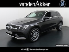 Mercedes-Benz GLC-klasse - 300e AMG // Panormadak // Trekhaak // Memory / /Burmester // Distronic // Carplay // Sfeer