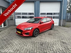 Ford Focus - 1.0 EcoBoost Vignale