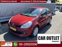 Renault Clio - 1.2 TCE Collection 5-Drs, A/C, CC, Carkit, LM, – Inruil Mogelijk –