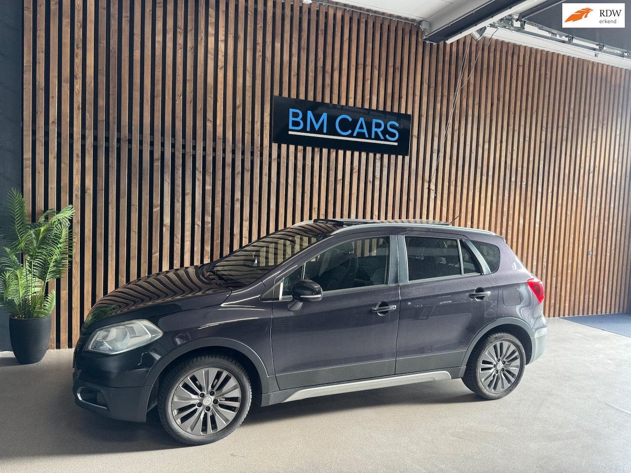 Suzuki SX4 S-Cross - 1.6 High Executive AUTOMAAT, PANODAK, CAMERA - AutoWereld.nl