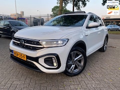 Volkswagen T-Roc - 1.5 TSI R-Line Automaat Camera Pano Navi Cruise Km 12050