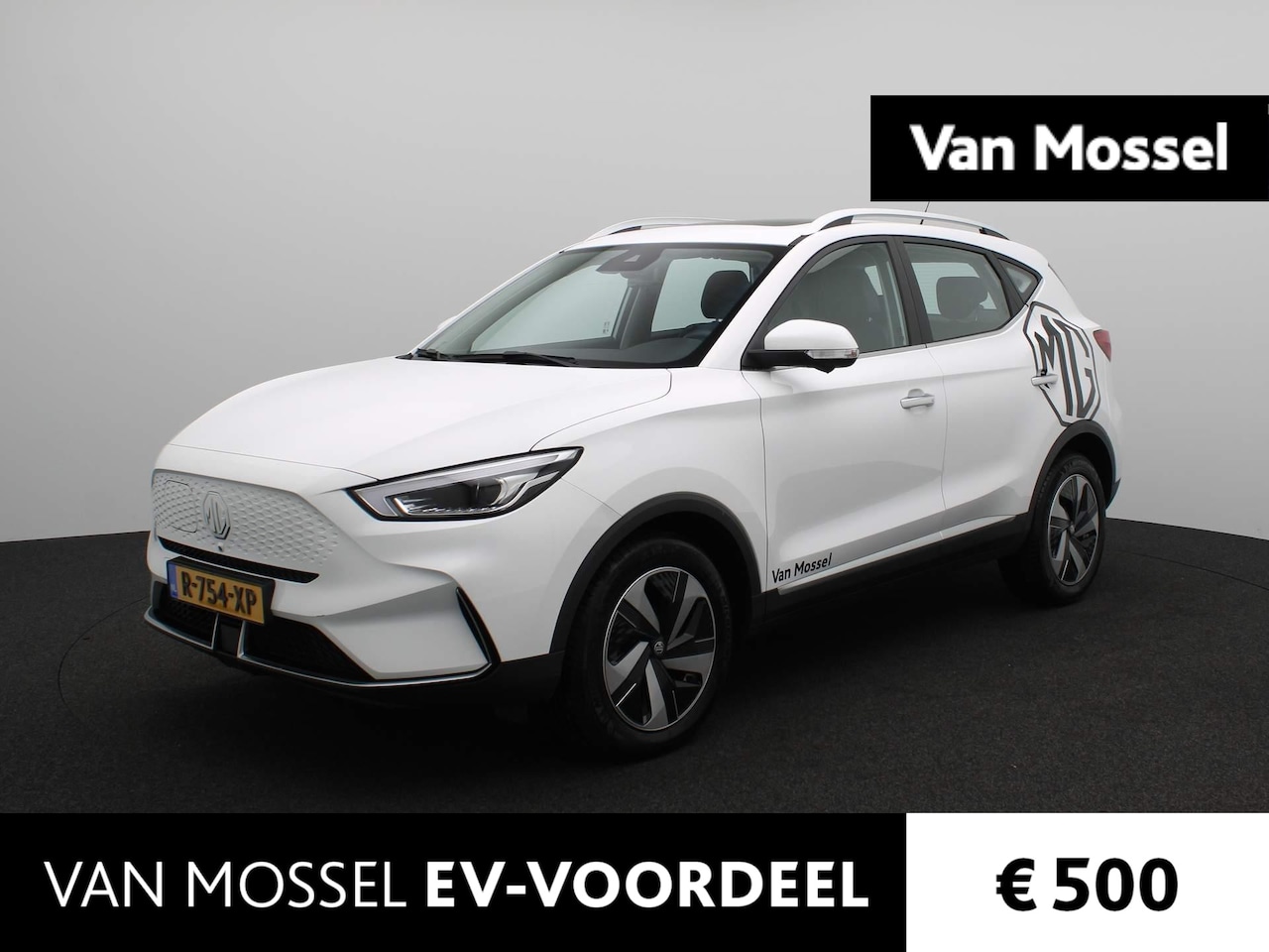 MG ZS - EV Long Range Luxury 70 kWh MG ZS EV Long Range Luxury 70 kWh | Navigatie | Panoramadak | - AutoWereld.nl