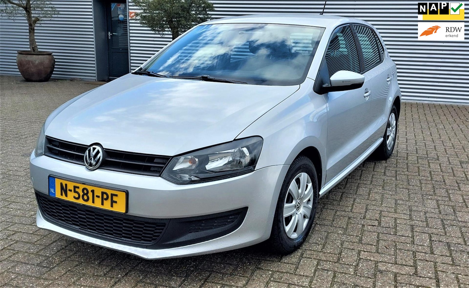 Volkswagen Polo - 1.2 1.2 , 5deurs, airco, centrale vergrendeling, elektrische ramen , - AutoWereld.nl