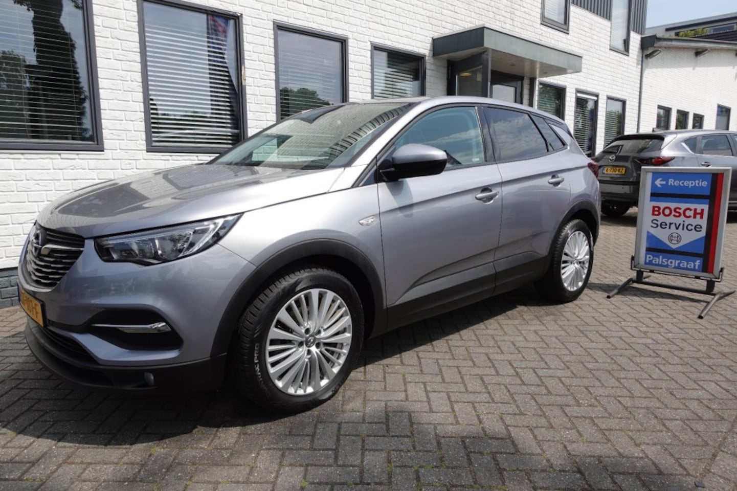 Opel Grandland X - 1.2 TURBO ONLINE ED. - AutoWereld.nl
