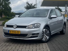 Volkswagen Golf - 1.2 81KW 115.000 KM NAVI