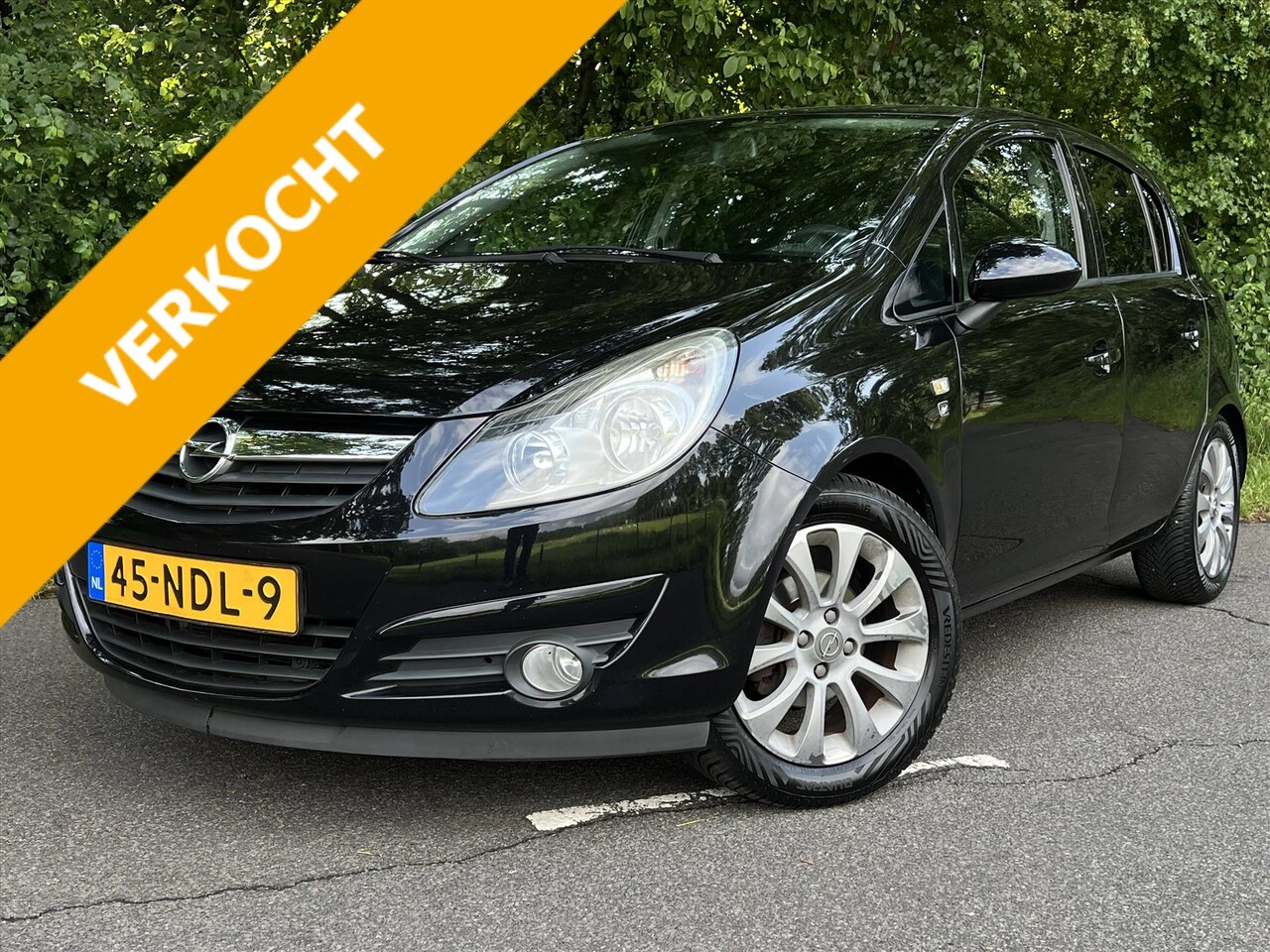 Opel Corsa - 1.2 Twinport 85pk 5d "111" Edition - AutoWereld.nl
