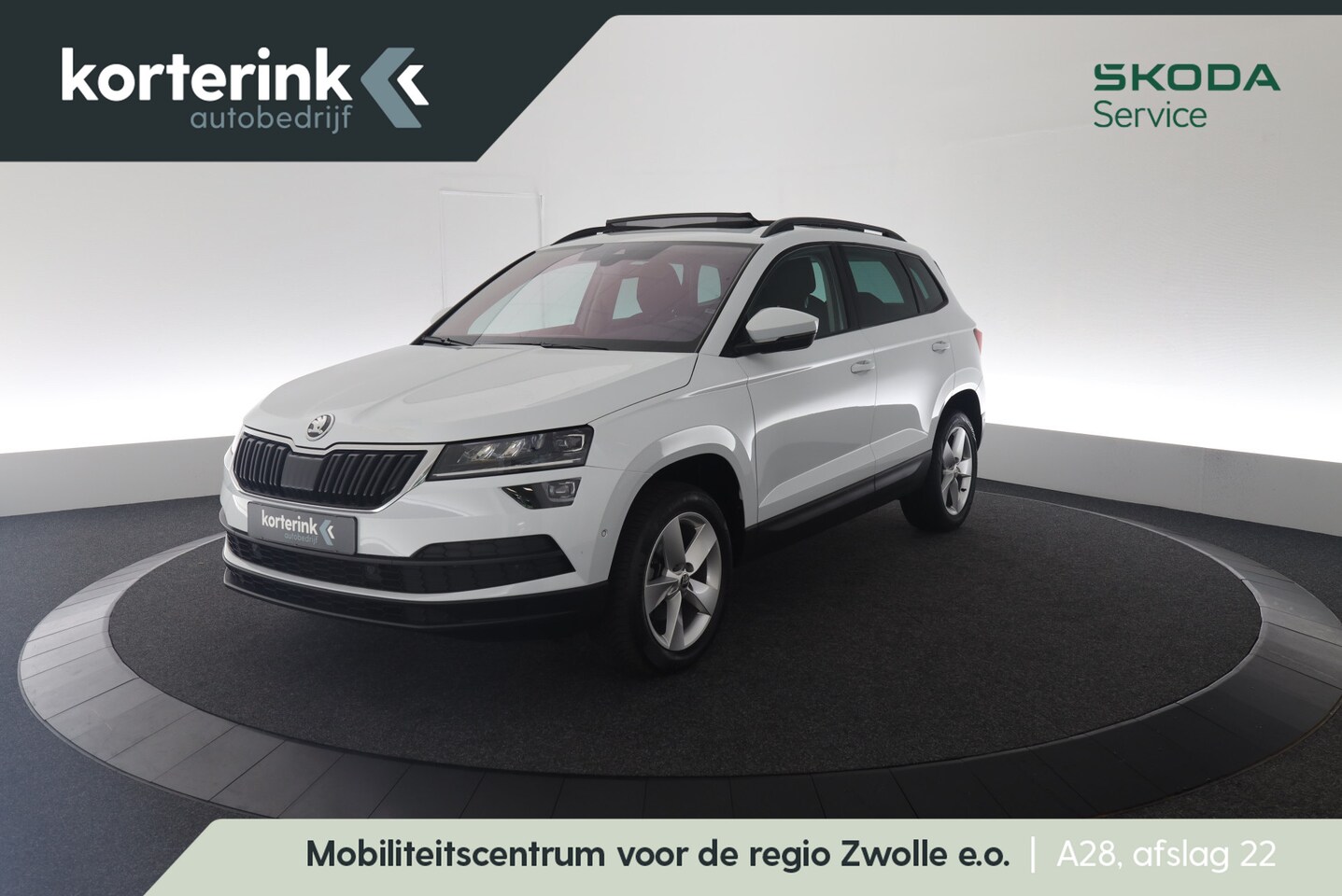 Skoda Karoq - 1.5 TSI ACT Business Edition | Trekhaak | Pano - AutoWereld.nl