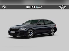 BMW 5-serie Touring - 530e M-Sport | Panoramadak | Stoelventilatie | CoPilot | Head Up | Elektr. Trekhaak