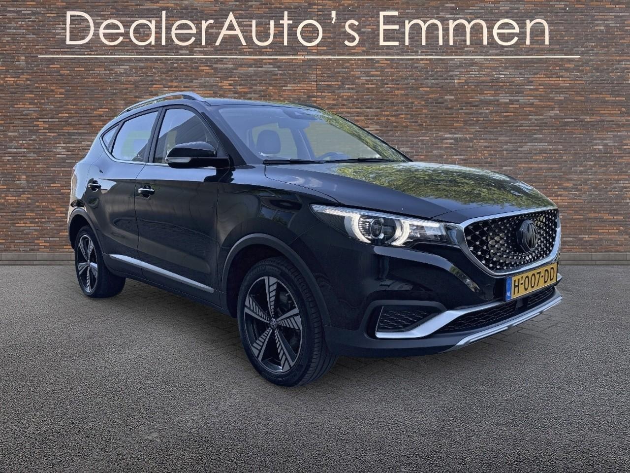 MG ZS - Luxury 45 kWh - AutoWereld.nl