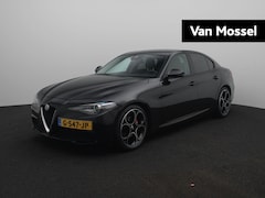 Alfa Romeo Giulia - 2.0T Super | Lederen bekleding | 19'' LM Velgen |