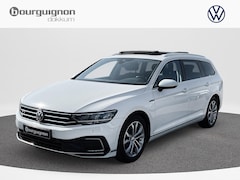 Volkswagen Passat Variant - 1.4 TSI PHEV GTE Business | 218 Pk | Trekhaak | Pano Dak | ACC | Park assist | A-Camera |