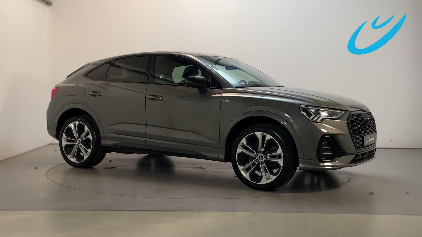 Audi Q3 Sportback - 45 TFSI e S Edition Camera Virtual Cockpit Stoelverwarming Sfeerverlichting - AutoWereld.nl
