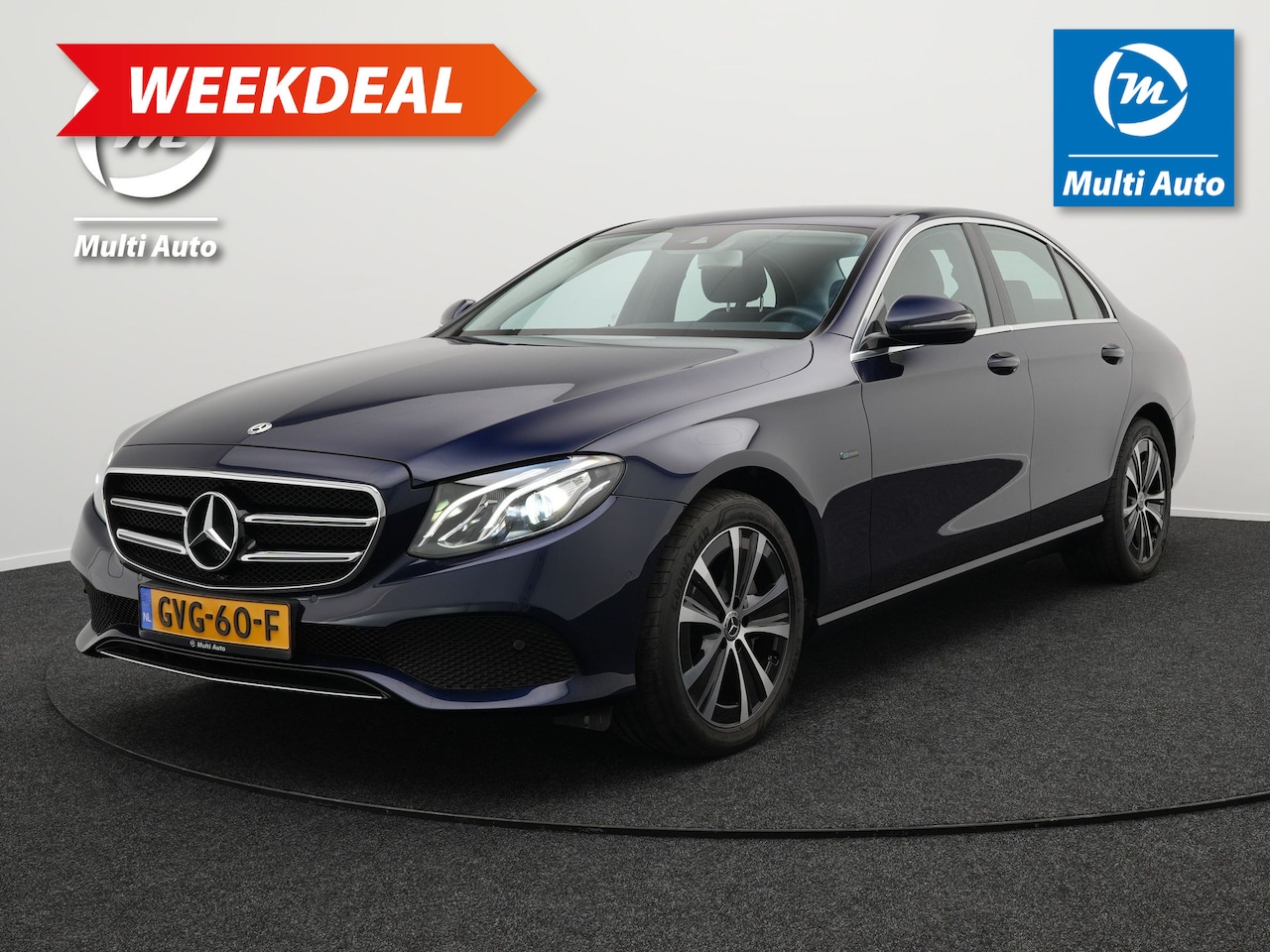 Mercedes-Benz E-klasse - 300 e 4MATIC Avantgarde Plug In Hybrid PHEV | Trekhaak af Fabriek | Camera | Sportstoelen - AutoWereld.nl