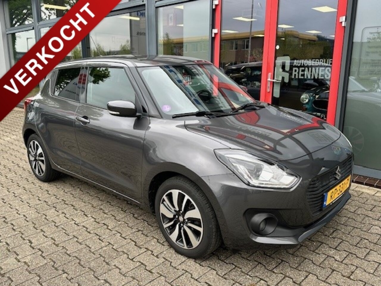 Suzuki Swift - 1.2 Smart Hybrid Style (rijklaar) - AutoWereld.nl