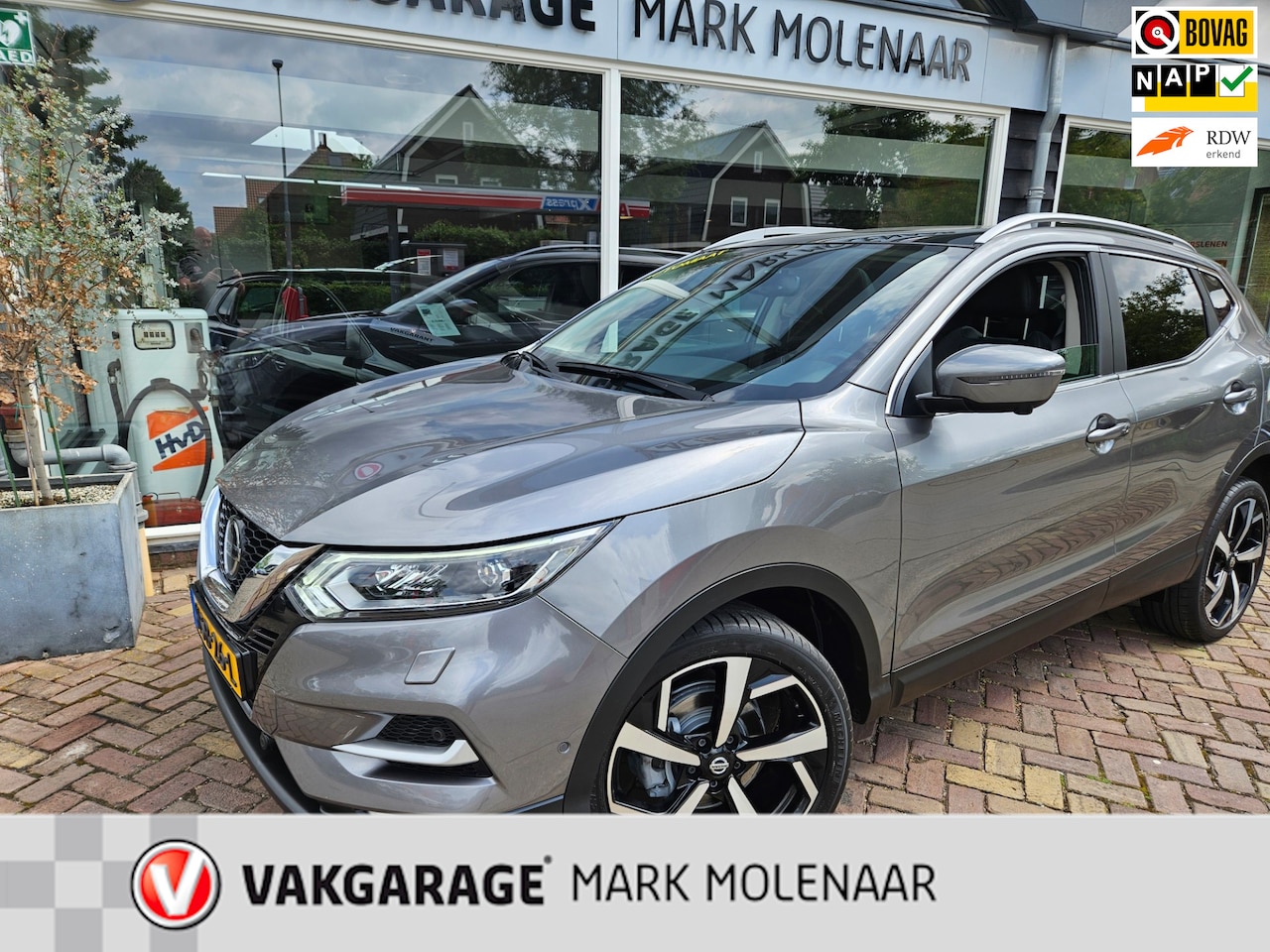 Nissan Qashqai - 1.3 DIG-T Tekna,zeer mooie uitvoering,trekhaak - AutoWereld.nl