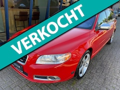 Volvo V70 - 2.5FT R-Design Automaat 230PK LEER / XENON / PDC / ECC
