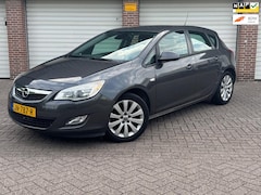 Opel Astra - 1.6 Sport Automaat