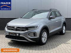 Volkswagen T-Roc - 1.5 TSI LIFE AUTOMAAT / CRUISE / LED / STOELVERW. / CARPLAY / RIJKLAAR