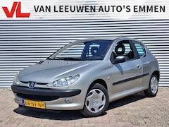 Peugeot 206 - 1.4-16V Gentry Premium | Nieuw binnen | Zo mee | Apk 24-03-2026