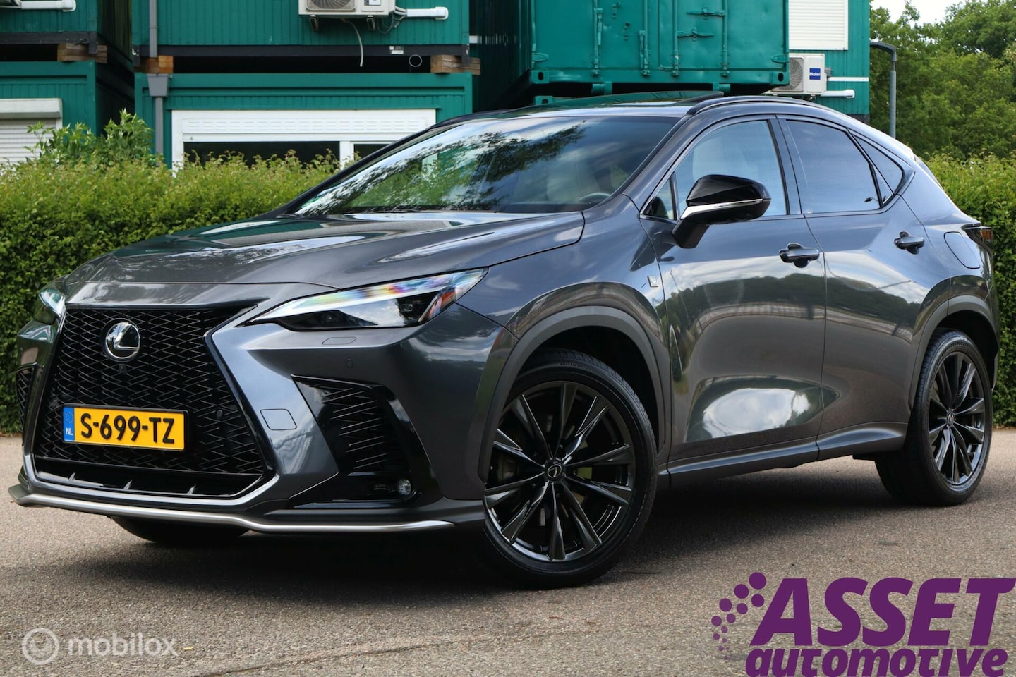 Lexus NX - 450h+ AWD F Sport | btw-auto | schuifdak | trekhaak - AutoWereld.nl