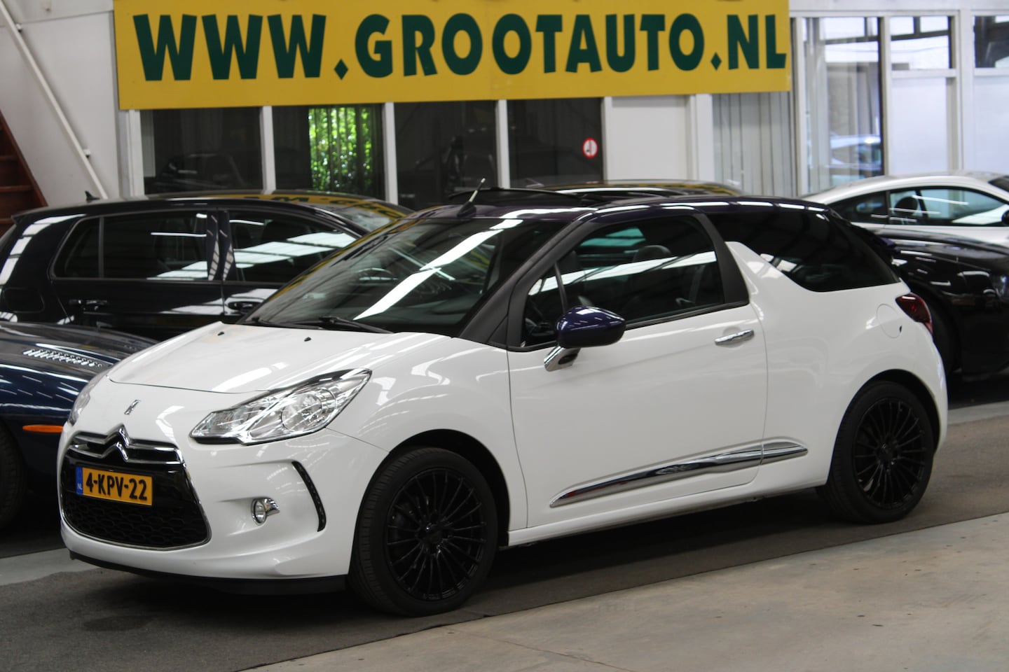 Citroën DS3 Cabrio - 1.2 VTi Chic NAP, Airco, Navi, Trekhaak, Cruise control - AutoWereld.nl
