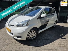 Toyota Aygo - 1.0-12V Xcite White | 2E EIGENAAR | 12MND GARANTIE | AIRCO | ELEC RAMEN
