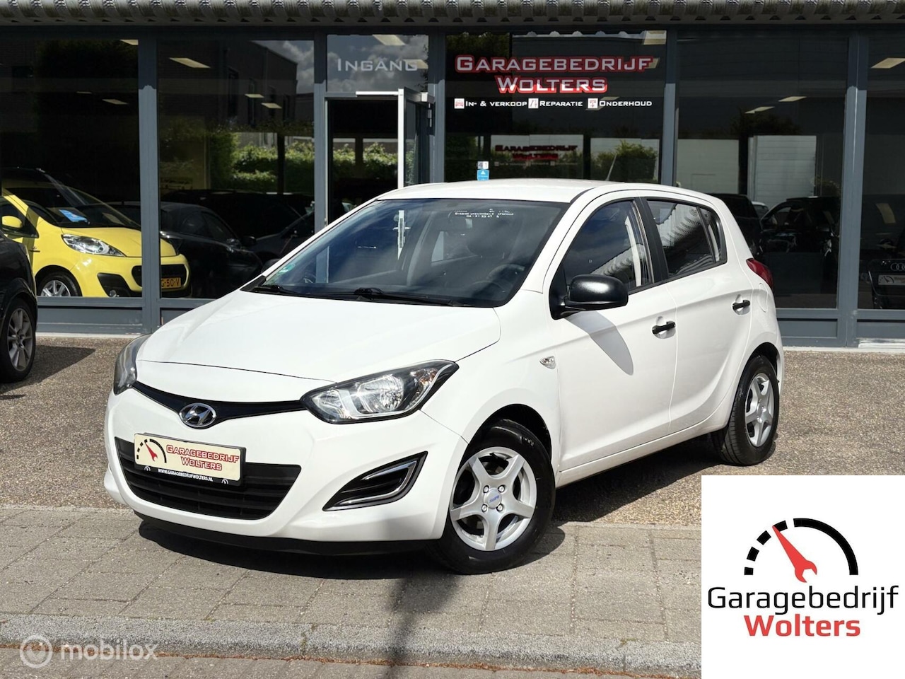 Hyundai i20 - 1.2i Business Edition airco 5drs nieuwe apk - AutoWereld.nl