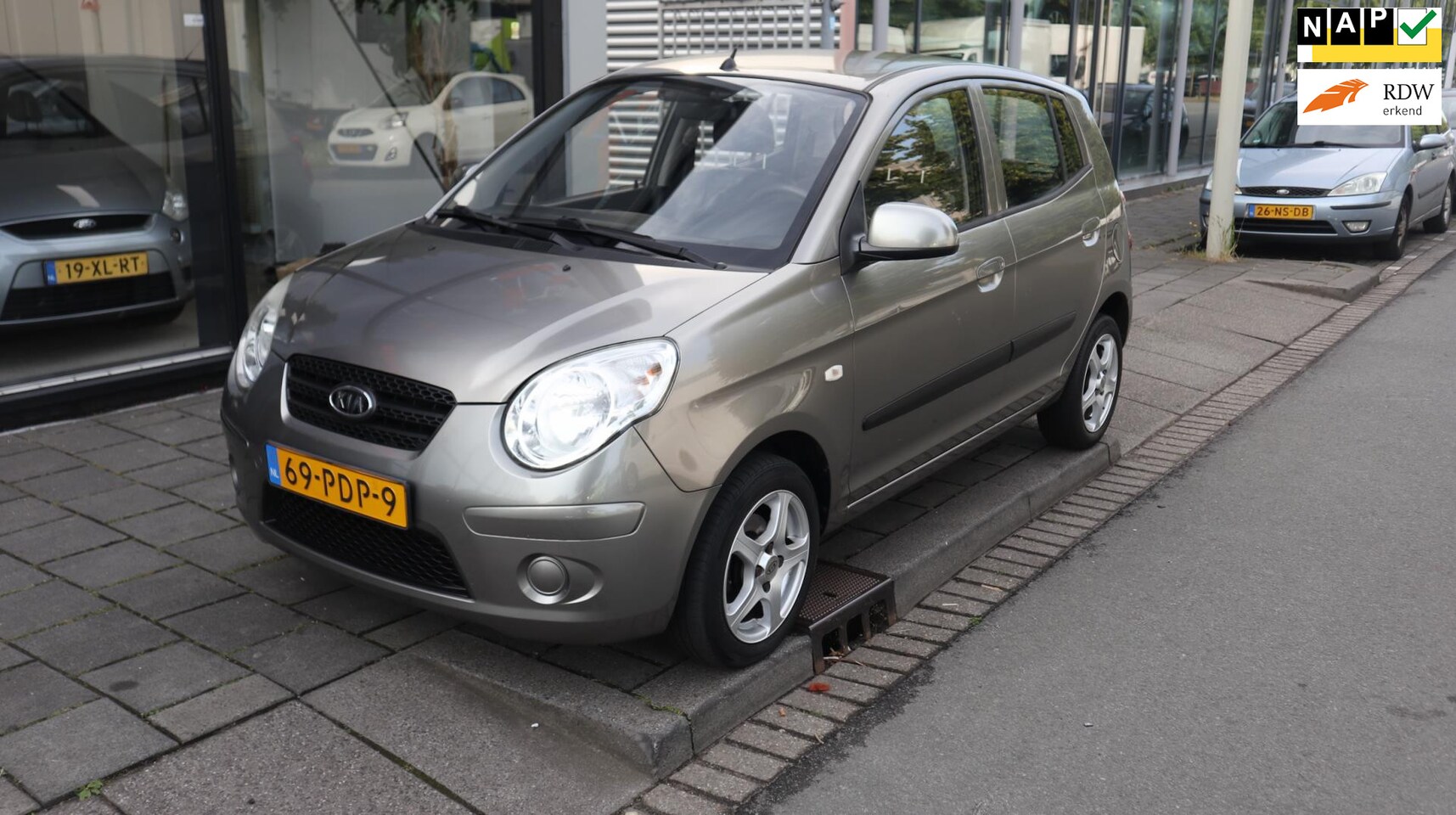 Kia Picanto - 1.0 X-pect 1.0 X-pect - AutoWereld.nl