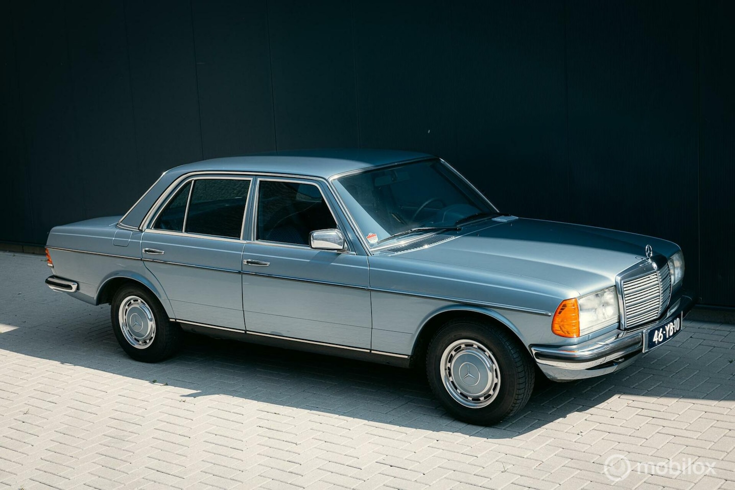 Mercedes-Benz 200-280 (W123) - 280 - 48.700 KM! - AutoWereld.nl