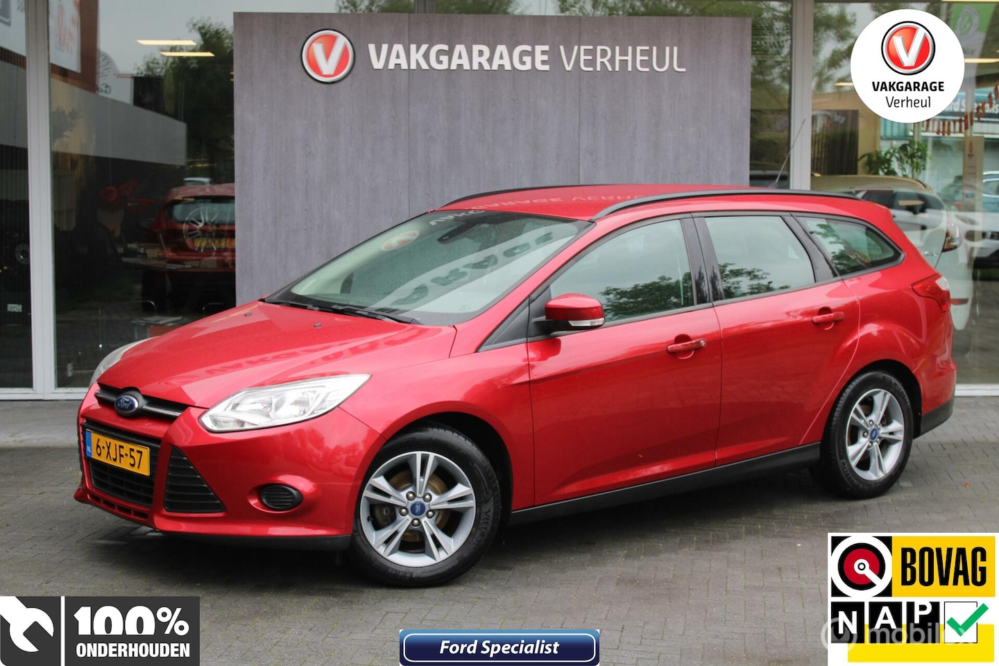 Ford Focus Wagon - 1.0 EcoBoost Edition|Trekhaak|Navi|Nap - AutoWereld.nl
