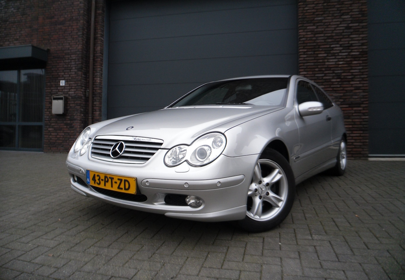 Mercedes-Benz C-klasse Sportcoupé - 180 K. Amice Amice 109d KM Nap - AutoWereld.nl