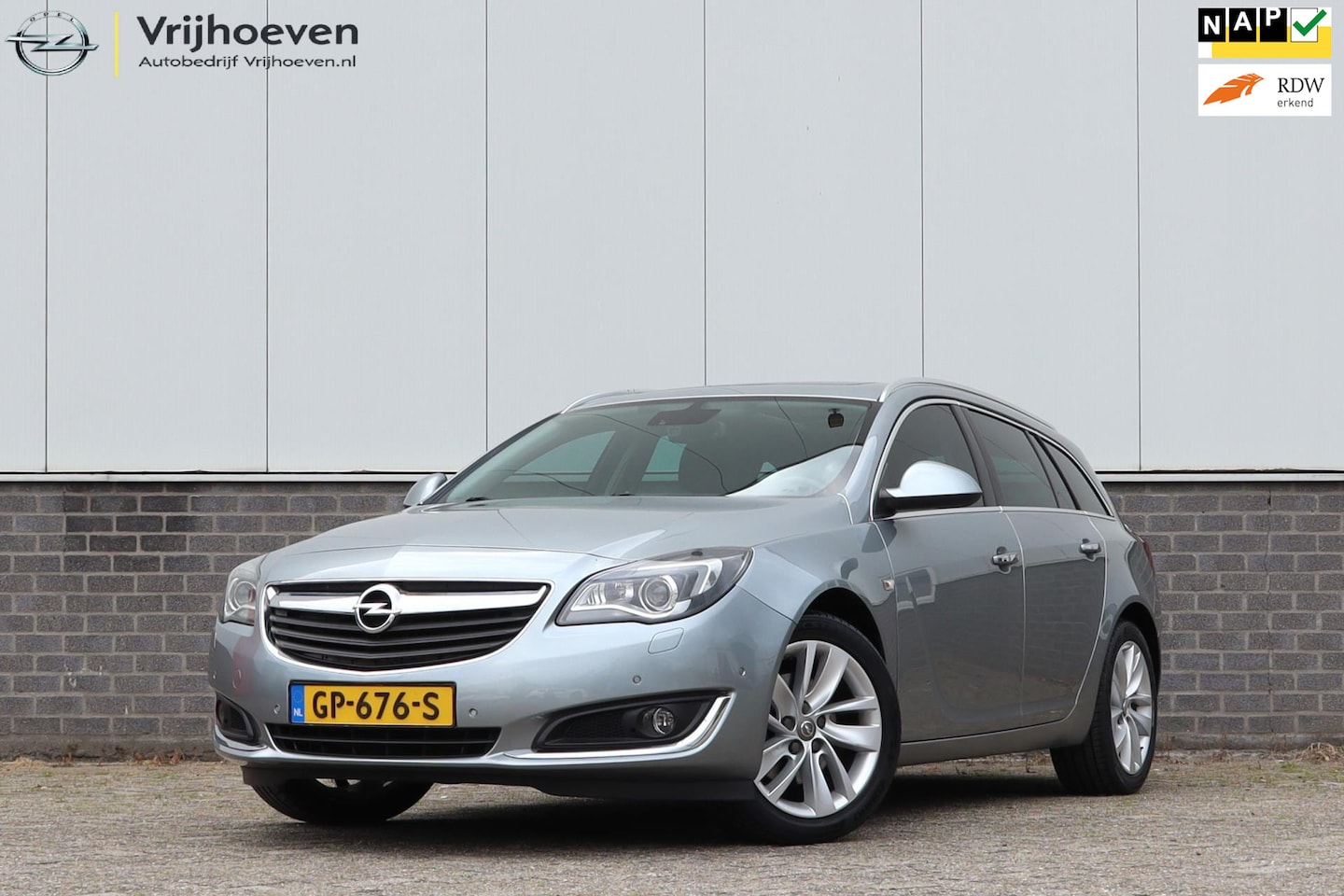 Opel Insignia Sports Tourer - 1.6 T Cosmo Automaat Stoel/Stuur verw. Trekhaak - AutoWereld.nl